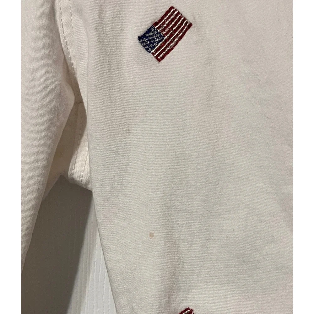 Dirty Laundry white chino